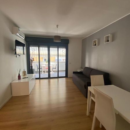 Apartamento Lux Fara Milán Exterior foto